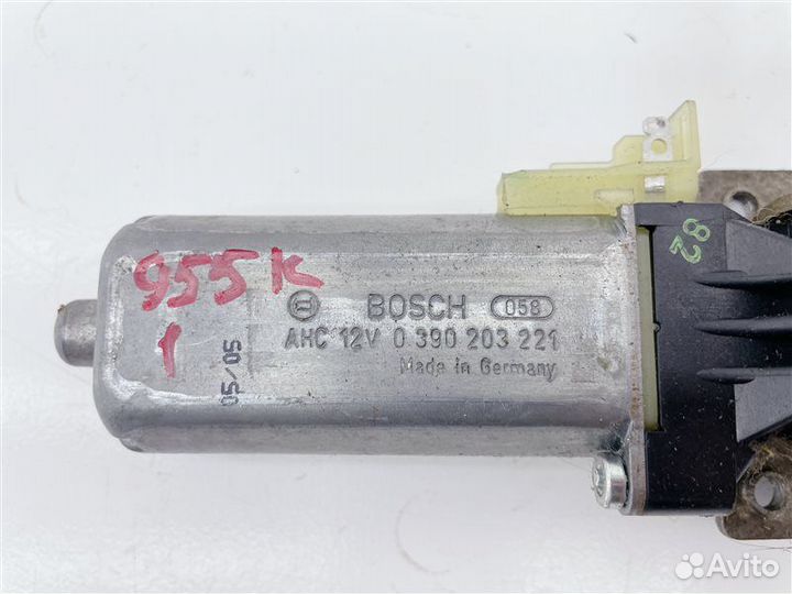 Моторчик регулировки сиденья передний правый