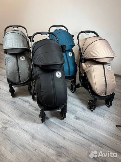Прогулочная коляска yoya Aelita Moon 818 Plus