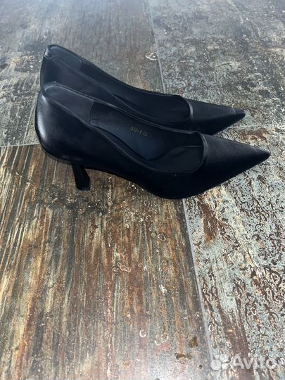 Туфли женские 39 размер черные