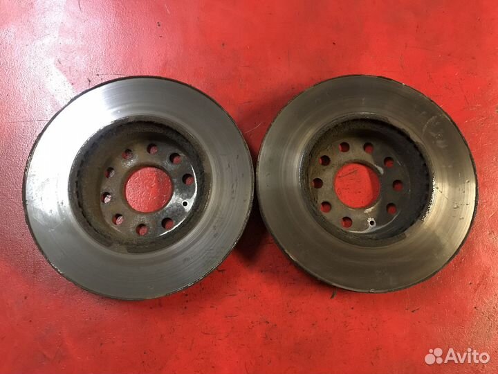 Диски тормозные передние Volkswagen Golf MK7