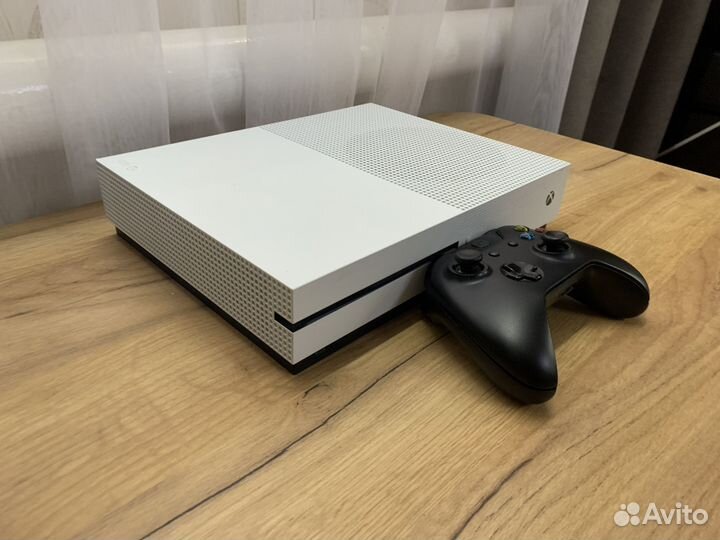 Xbox one s 1000gb