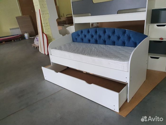 Кровать от 2х лет 2е спальное лдсп велюр