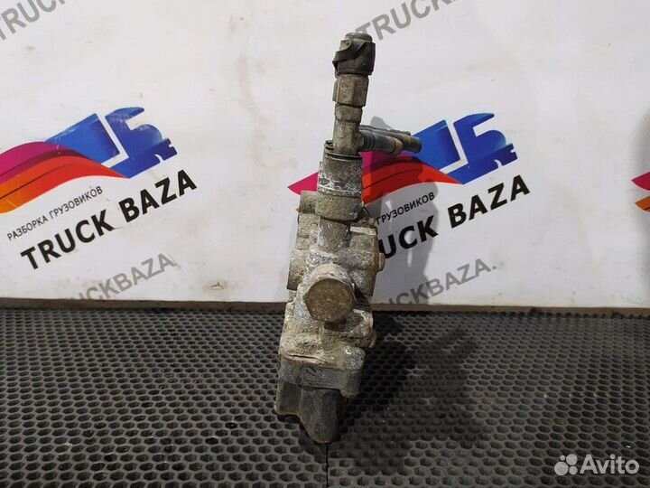 Кран уровня пола главный