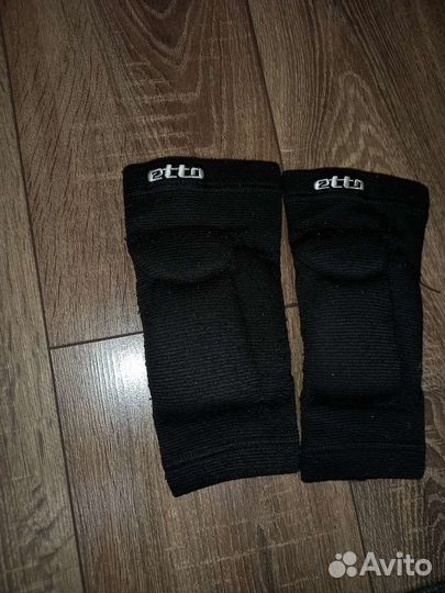 Налокотники для защиты