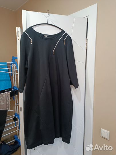 Платье черное