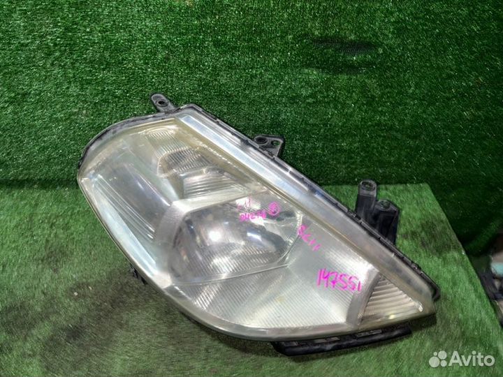 Фара передняя правая Nissan Tiida C11