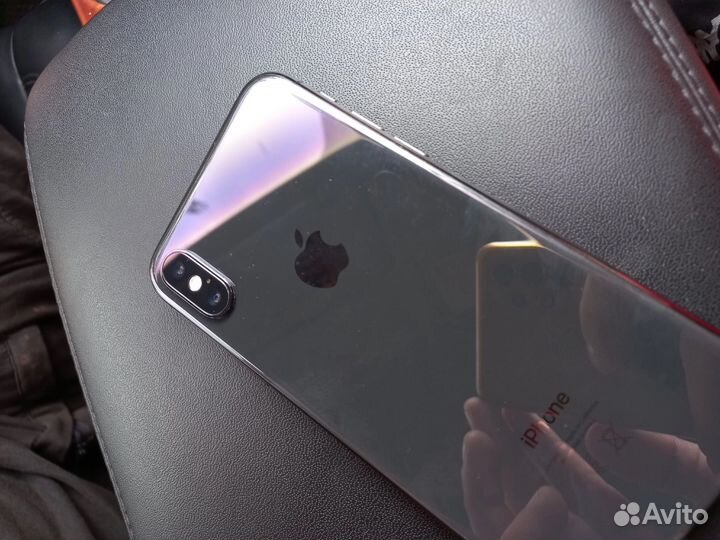 iPhone X, 64 ГБ