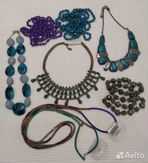 Бусы новые разные