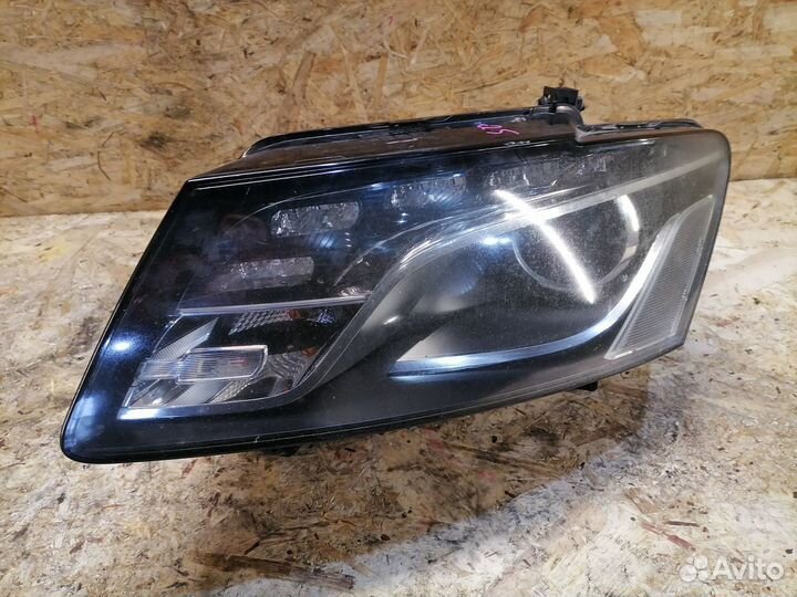 Фара левая Audi Q5 8R ксенон