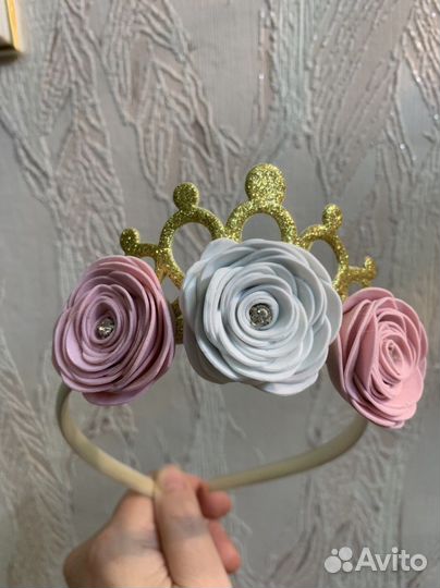 Заколки, ободки, украшения на голову