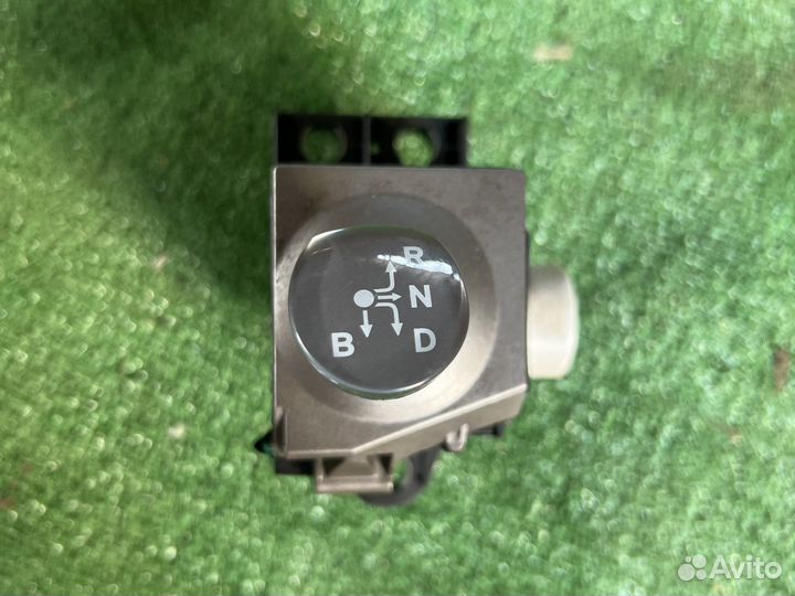 Селектор АКПП Prius 20 Приус