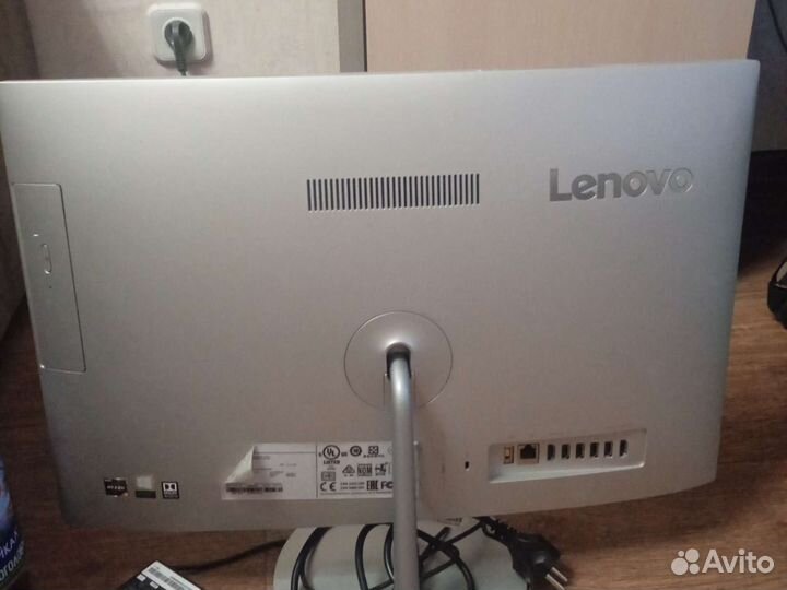 Монитор lenovo 24