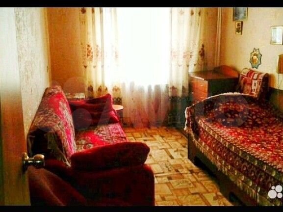 Комната 11 м² в 3-к., 8/9 эт.