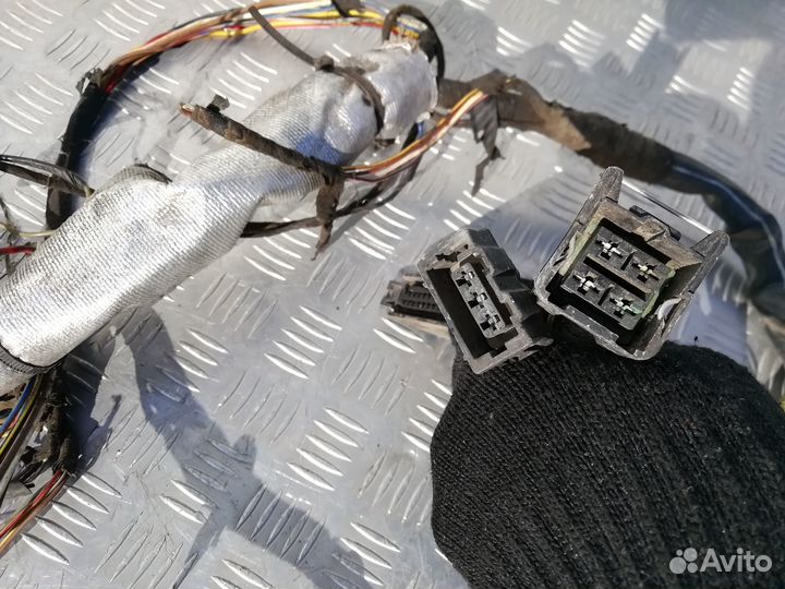 Проводка двигателя Volkswagen Passat B3 1.8 AAM