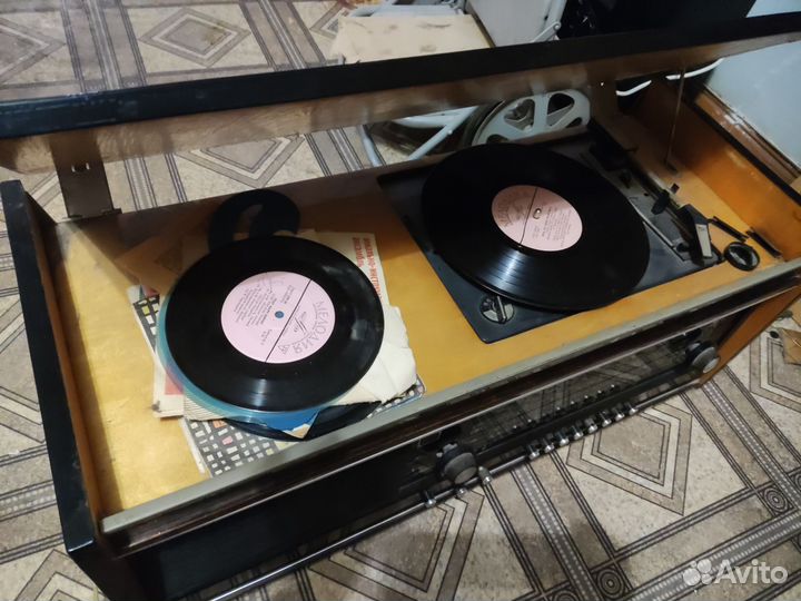 Радиола Урал 111