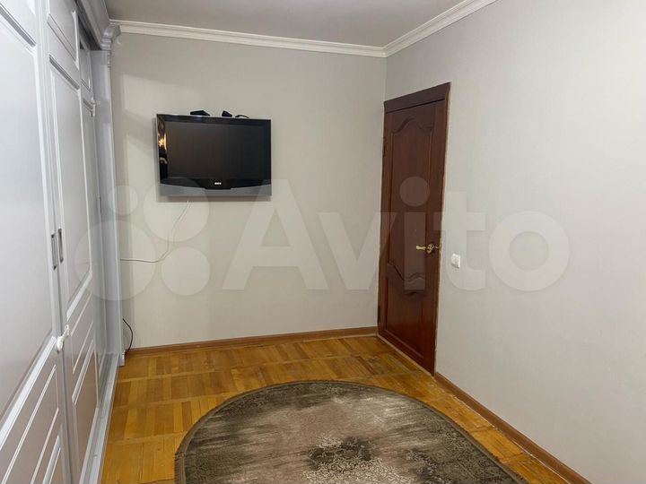 3-к. квартира, 84 м², 3/5 эт.