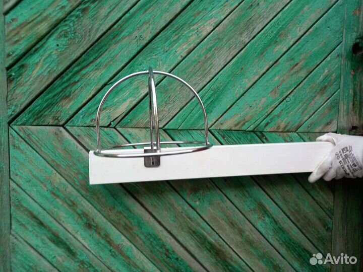 Кронштейн для головных уборов