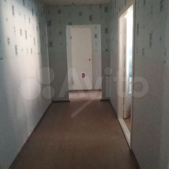 Аукцион: 3-к. квартира, 69,6 м², 1/5 эт.