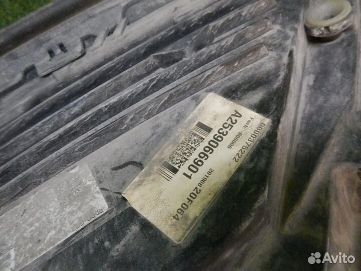 Фара левая Mercedes-Benz GLC