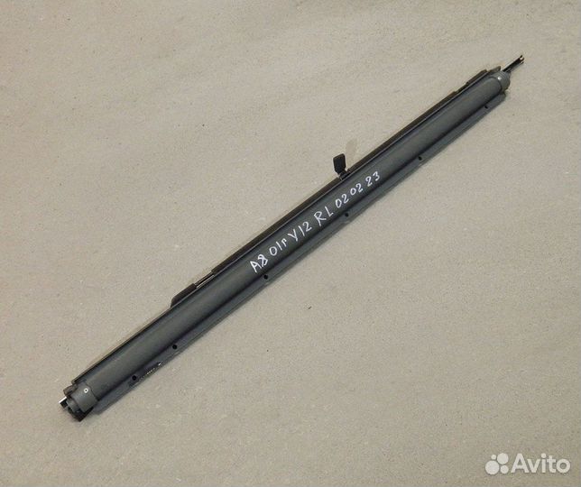 Шторка двери задней левой Audi A8 D2