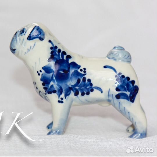 Мопс статуэтка из фарфора