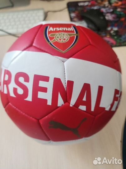 Футбольный мяч puma