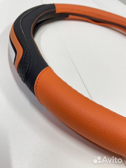 Оплетка чехол на руль автомобиля размер М оранжава