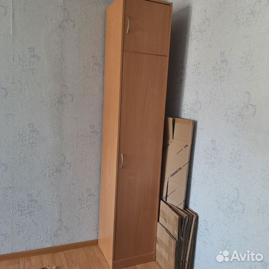 Шкаф пенал