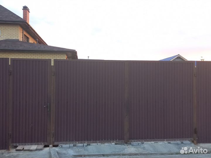 Ворота распашные и калитка б/у