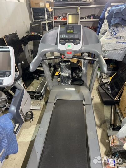 Беговая дорожка Precor 954