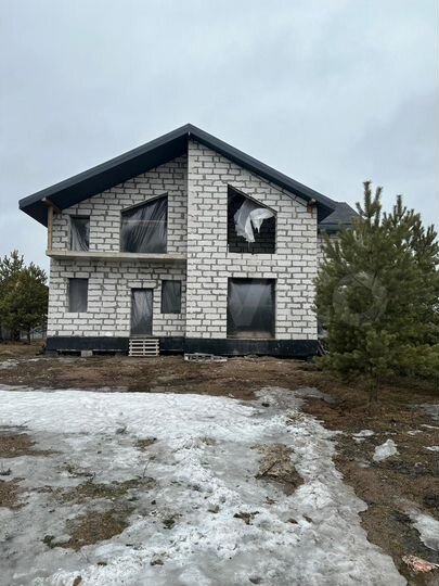 Дом 230 м² на участке 16 сот.