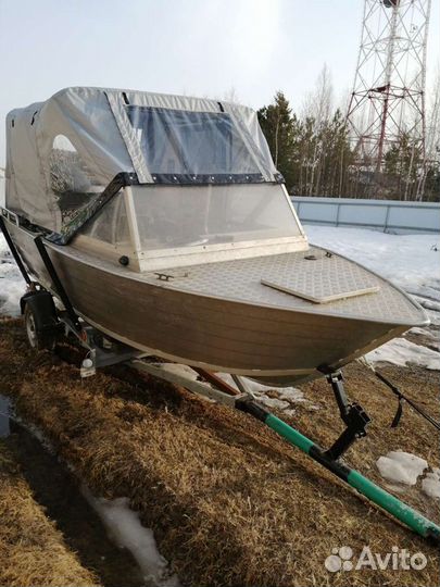 Лодка Бестер 490 с мотором Сузуки 90 4х тактным