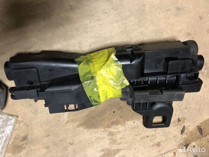 Крепление кассеты радиаторов Bmw 3 E46