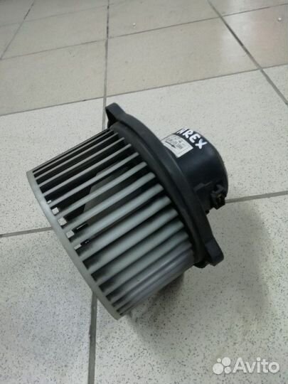 Вентилятор радиатора резистор печки Hyundai starex