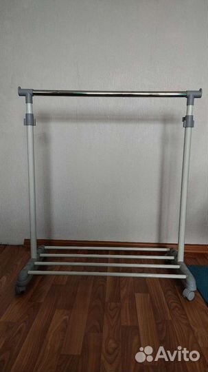 Вешалка напольная