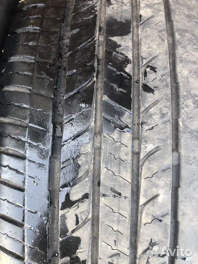 Bridgestone Dueler H/T 215/60 R17 96H