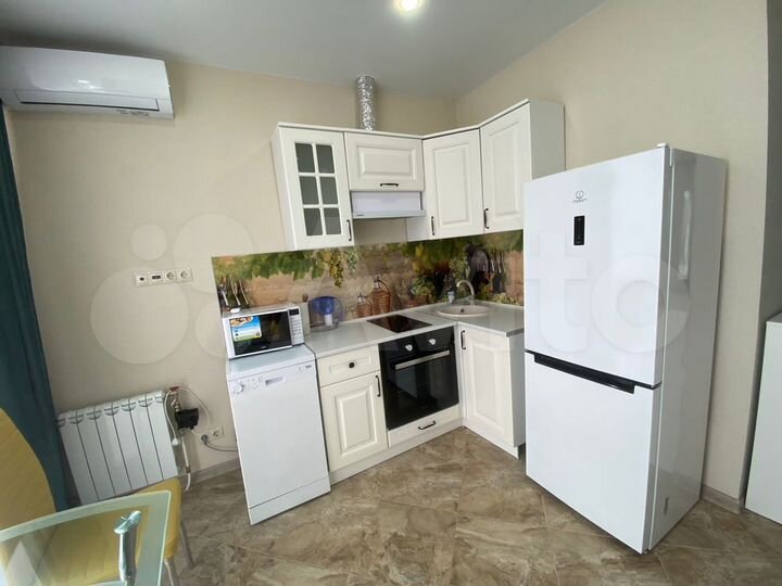 2-к. квартира, 40 м², 20/25 эт.