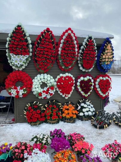 Венки,корзины,лодочки,поляны