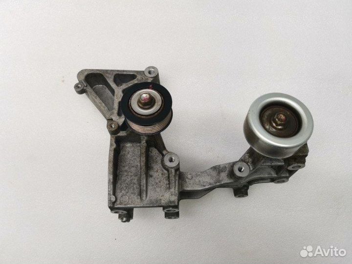 Кронштейн двигателя Mitsubishi Outlander 3