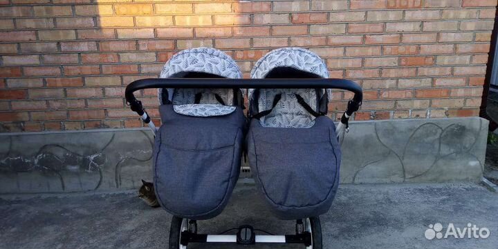 Коляска для двойни 2 в 1