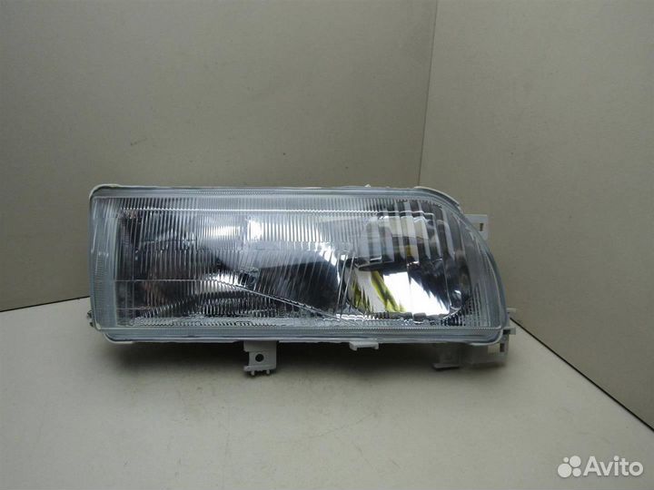 Фара правая Nissan Primera P10E 1990-1996