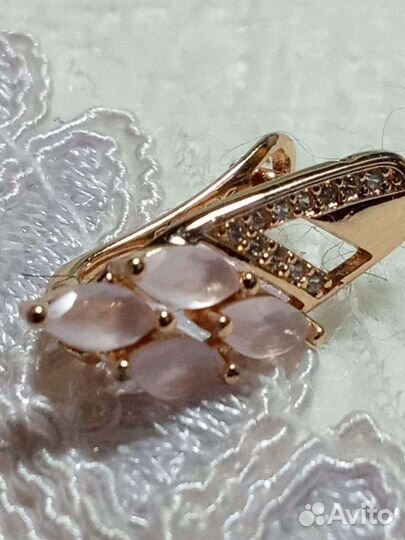 Золотой комплект с Сатиновым Цирконом