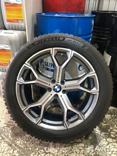 Новые зимние колеса BMW x7 285/45 R21