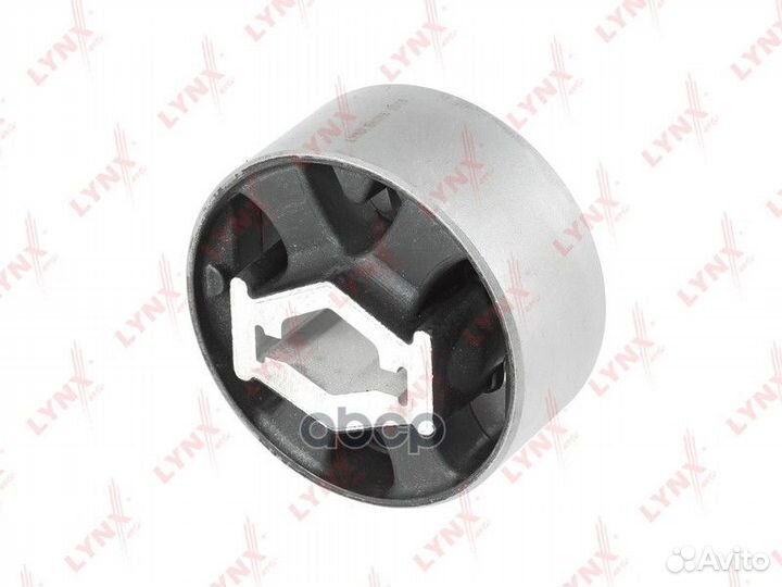 Сайлентблок рычага подвески зад прав/лев B8