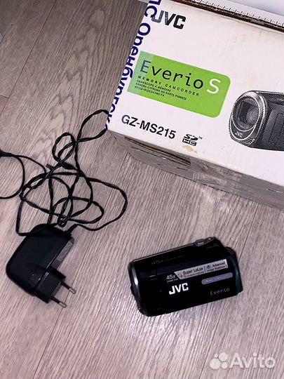 Винтажная y2k цифровая видеокамера в стиле VHS