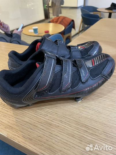 Шоссейные туфли Specialized