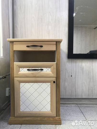 Тумба прикроватная / тумба парикмахера / комод