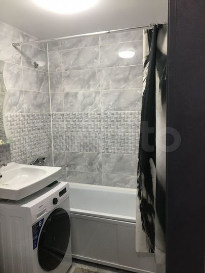 1-к. квартира, 30 м², 1/4 эт.