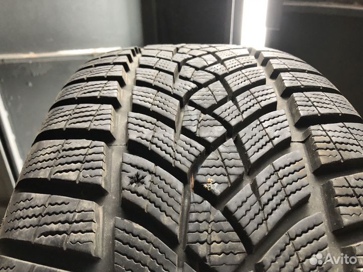 Goodyear UltraGrip Performance Gen-1 225/55 R17 101V