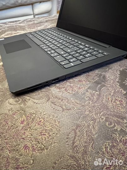 Lenovo V130 15ikb